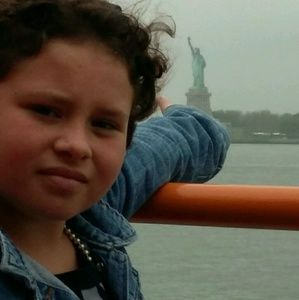 Meet your Posher, Jeannine